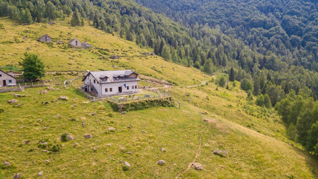Albergue Rifugio Parpinasca Trontano Exterior foto