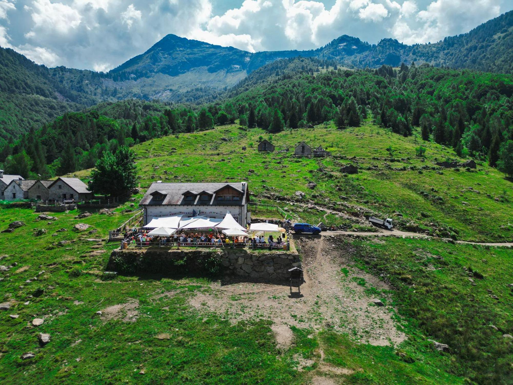 Albergue Rifugio Parpinasca Trontano Exterior foto